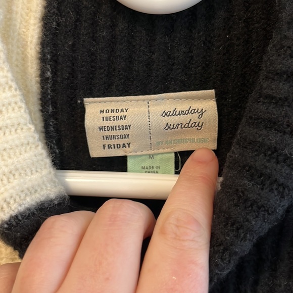 ❌SOLD Anthro color block mini sweater dress NWOT - Picture 4 of 4